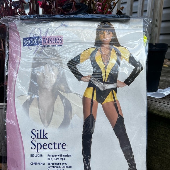 Sexy Silk Spectre-Women's Size XS/S Yellow & Black Secret Wishes Costume NWT - Picture 2 of 3